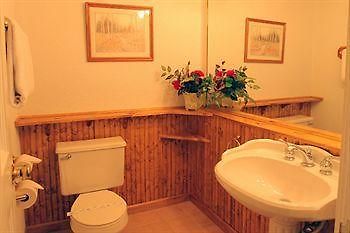 Sybaris Pool Suites Mequon Brown Deer Extérieur photo