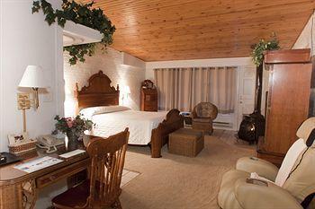 Sybaris Pool Suites Mequon Brown Deer Extérieur photo